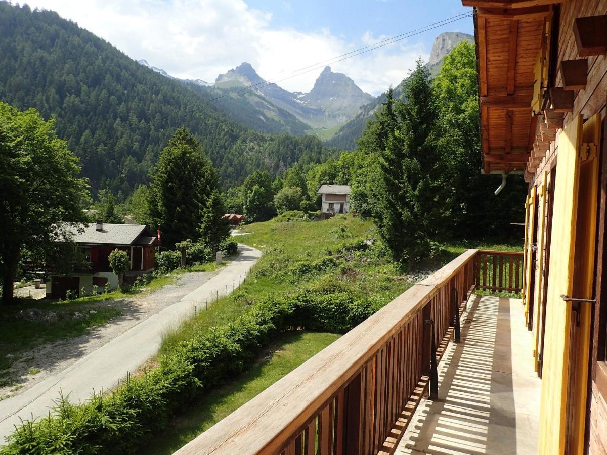오브로나즈 Chalet Le Muguet 빌라 외부 사진